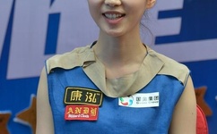 在车里打扑克的又叫又疼